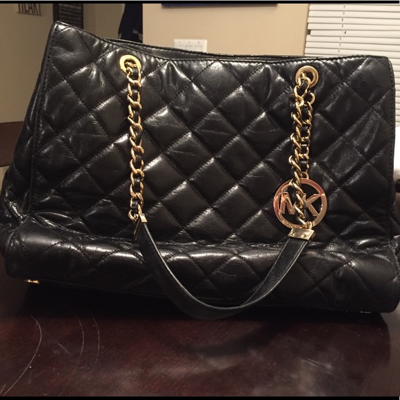 Michael kors hotsell quilted tote